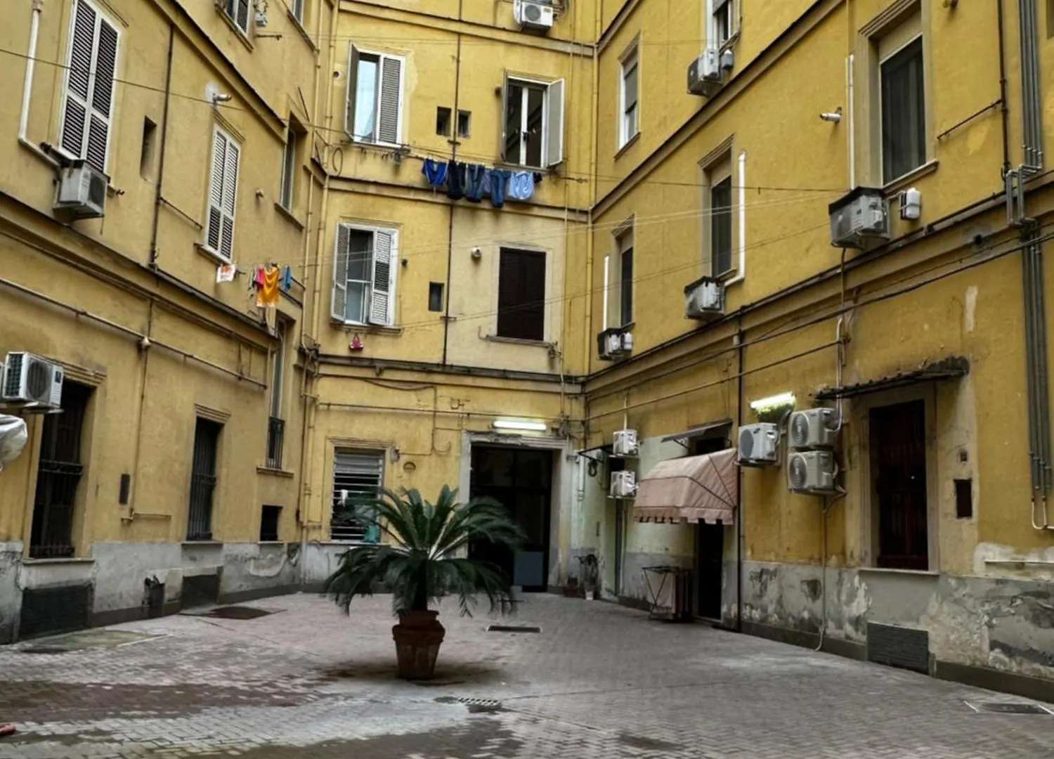 Pensionat Neapoli-In Hotell