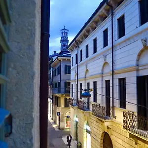 https://residenza-cappello18.hotelinveneto.com