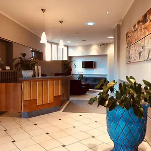 https://hotel-delfina.it-tuscanyhotel.com
